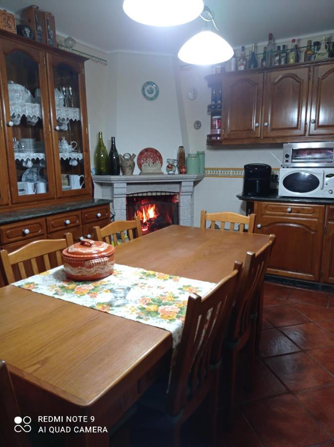 A Casa Da Ti Laura 2 Hotel Aveiro Eksteriør billede